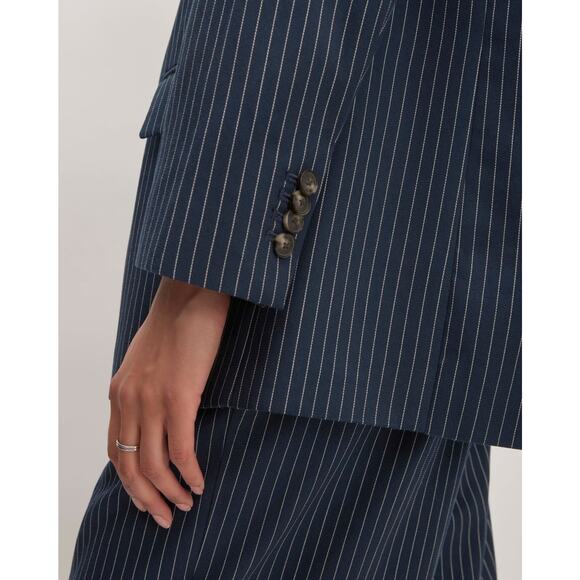 Everlane The Tencel Oversized Blazer - 4 Navy/Bone Pinstriped - Picture 5 of 6